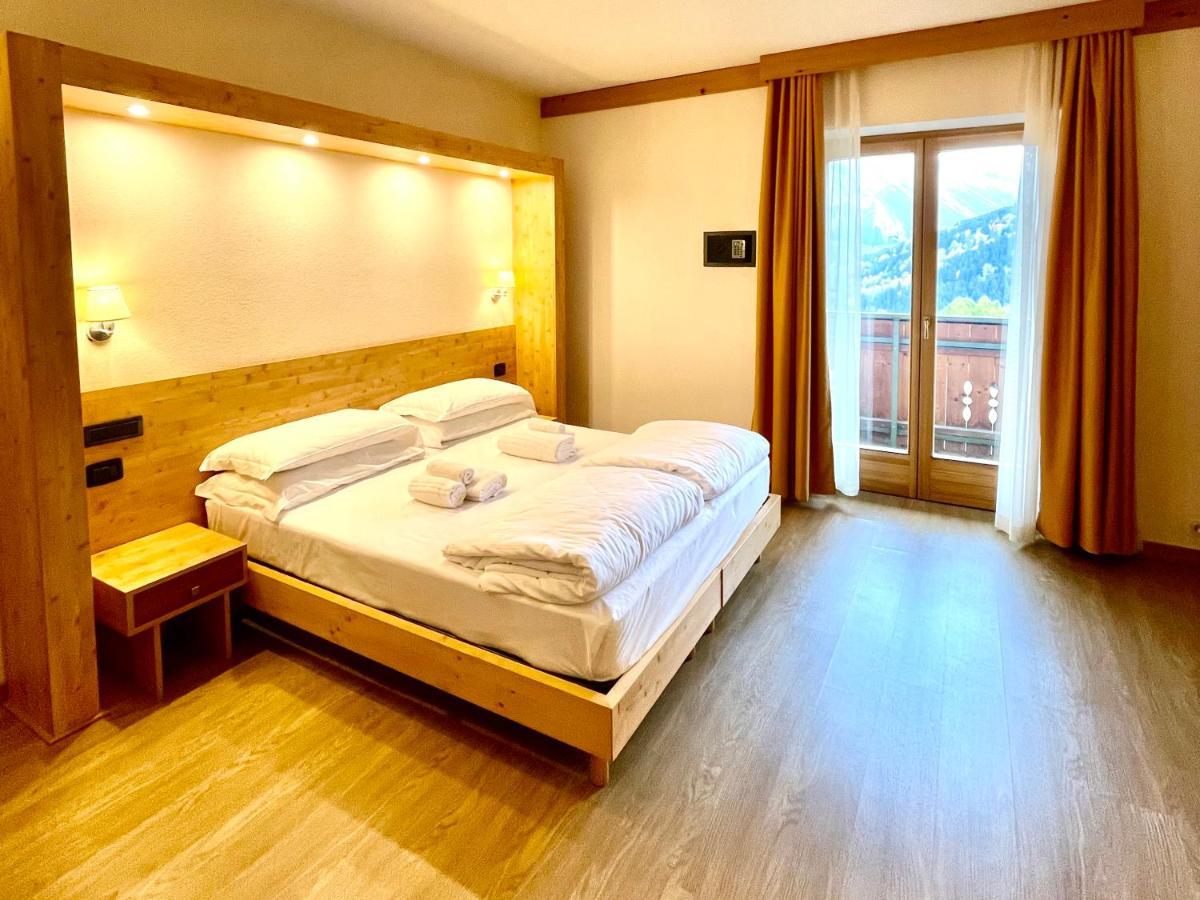 Hotel San Carlo, Tra Bormio E Livigno 이솔라치아 외부 사진