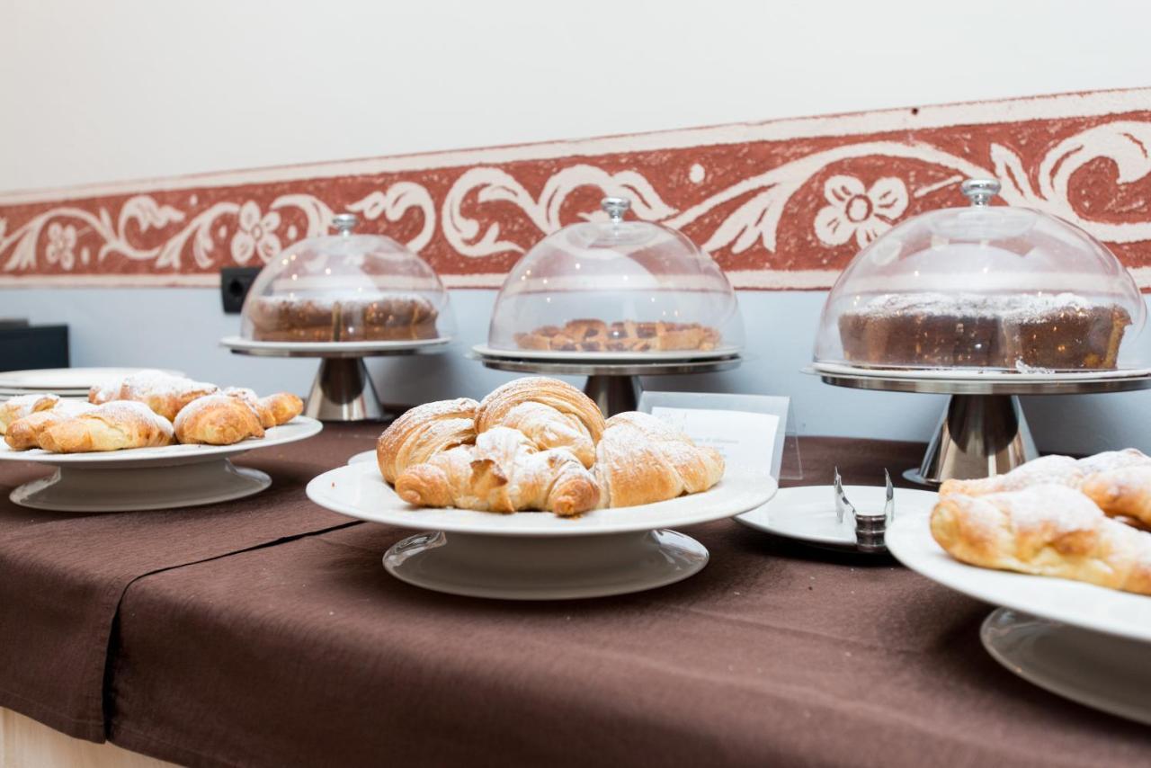 Hotel San Carlo, Tra Bormio E Livigno 이솔라치아 외부 사진